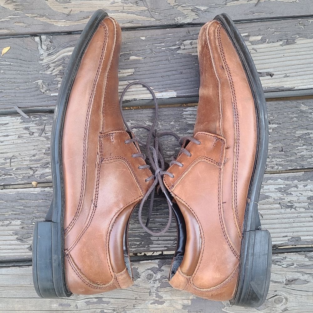 Dockers Brown Derby Brogue Cap Toe Oxford Shoe | 9 - Picture 7 of 13